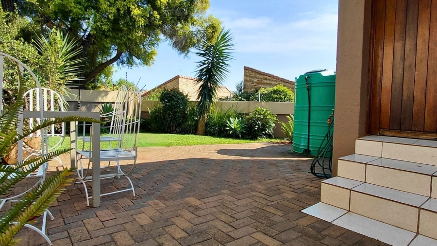 3 Bedroom Property for Sale in Boschdal North West